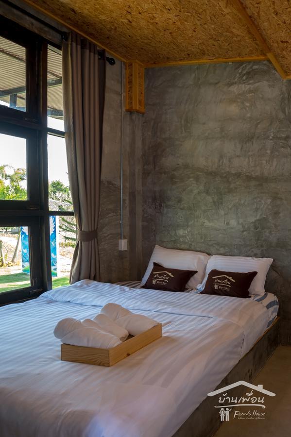 Friends House Hotel Chiang Khan Exterior photo